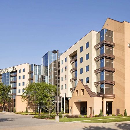 Embassy Suites St. Louis - Airport Bridgeton Extérieur photo