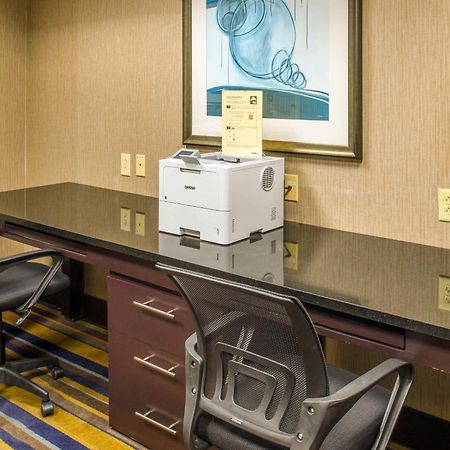 Embassy Suites St. Louis - Airport Bridgeton Extérieur photo