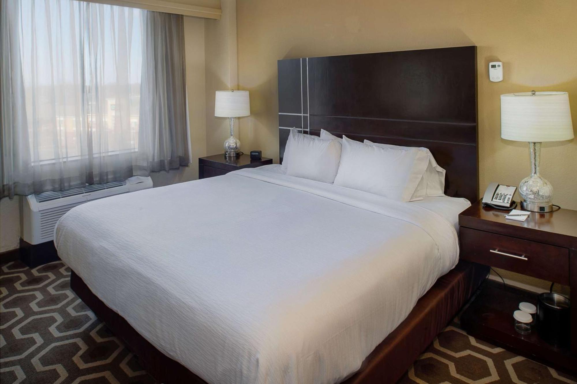 Embassy Suites St. Louis - Airport Bridgeton Extérieur photo